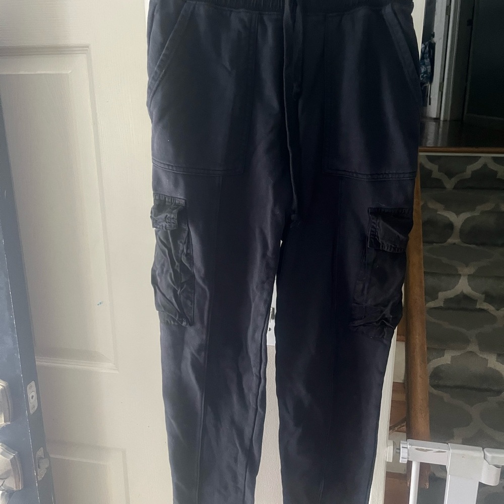 Fabletics Women’s Black Cargo Pants